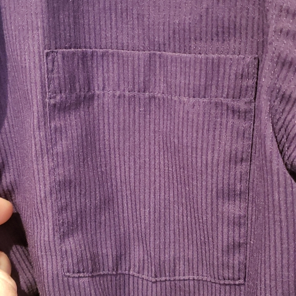 Sale Item: Van Heusen long sleeve dress shirt - Picture 6 of 8